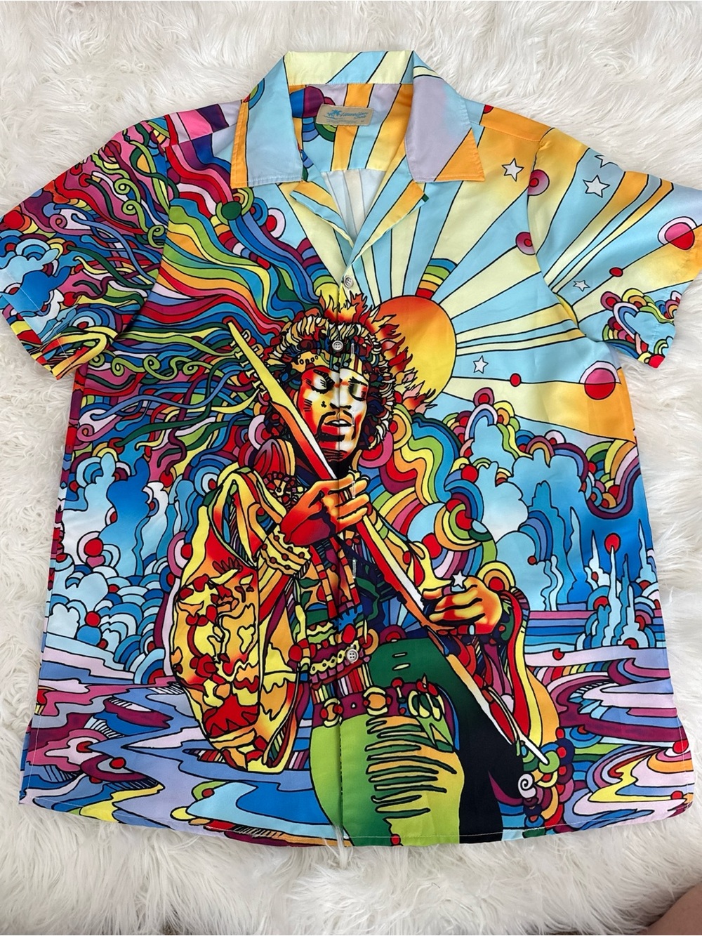 Hawaiian Psychedelic Graphic Button-Up Shirt in Multicolor